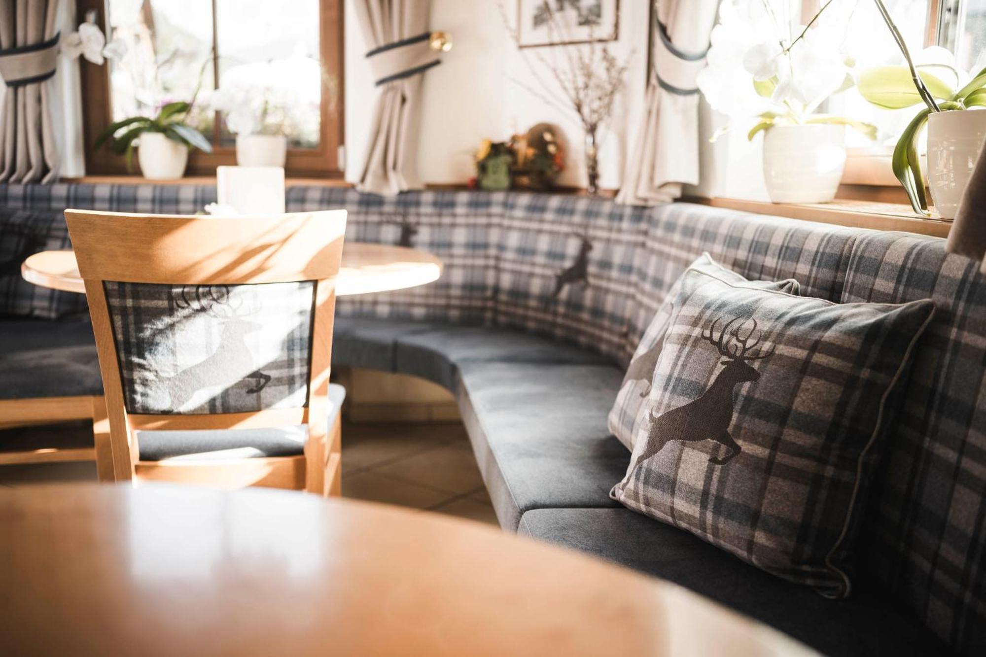 Hotel Ansitz Jakoberhof Ortisei Esterno foto