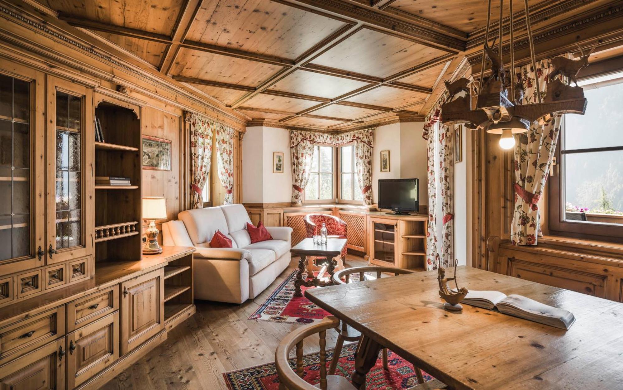 Hotel Ansitz Jakoberhof Ortisei Esterno foto