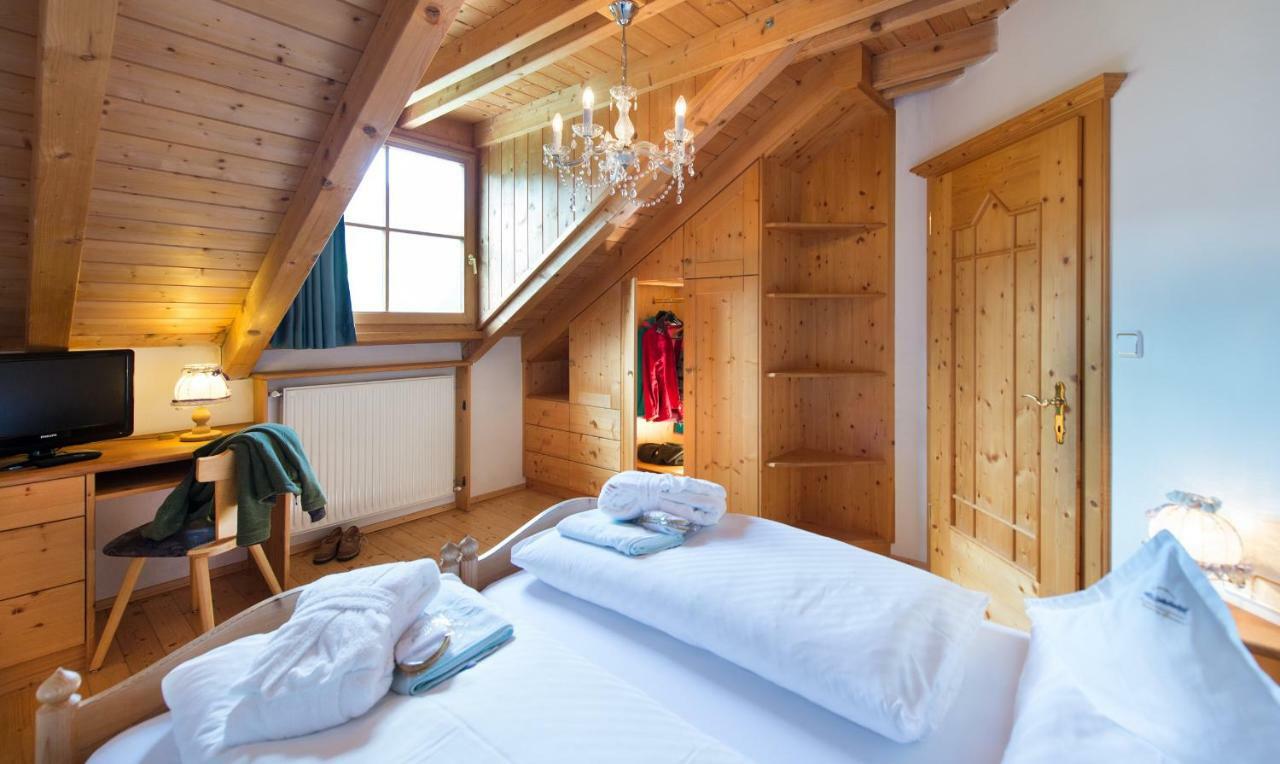 Hotel Ansitz Jakoberhof Ortisei Esterno foto